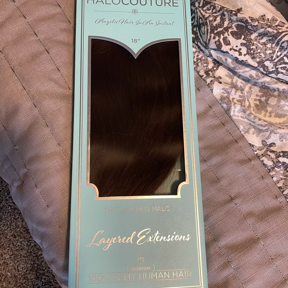 Brand new Halo Couture 18” layered halo